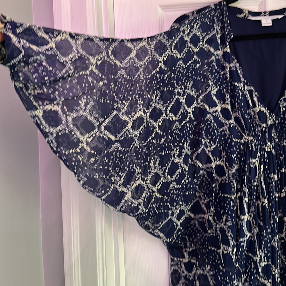 DVF fleurette dress size 2 in Navy, worn once - Picture 4 of 4